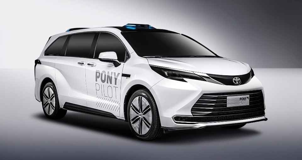 Pony.ai ve Uber Avrupa'ya 2 bin robotaksi getirecek