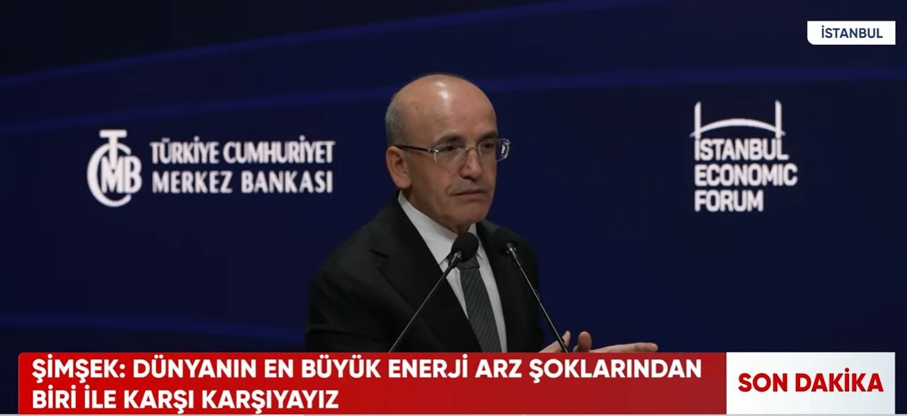 Şimşek: Dezenflasyon savaştan dolayı yavaşlamış olabilir ama vazgeçmeyeceğiz