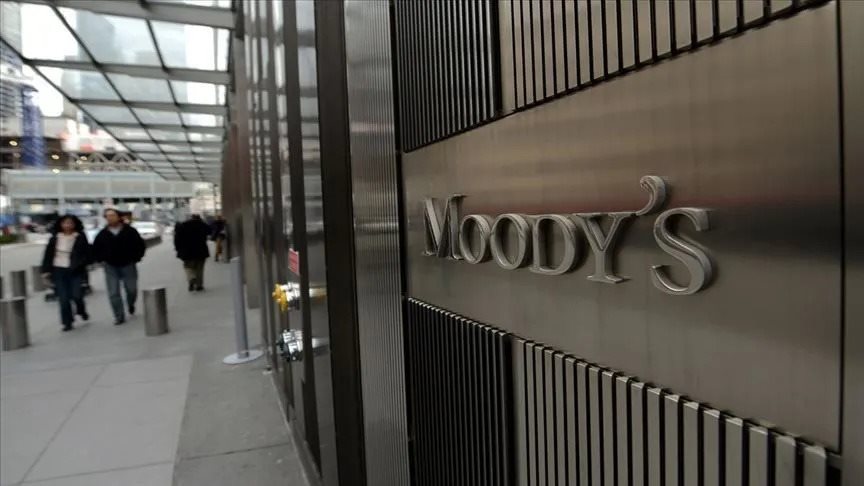 Moody’s, Fransa’nın negatif not görünümünü korudu