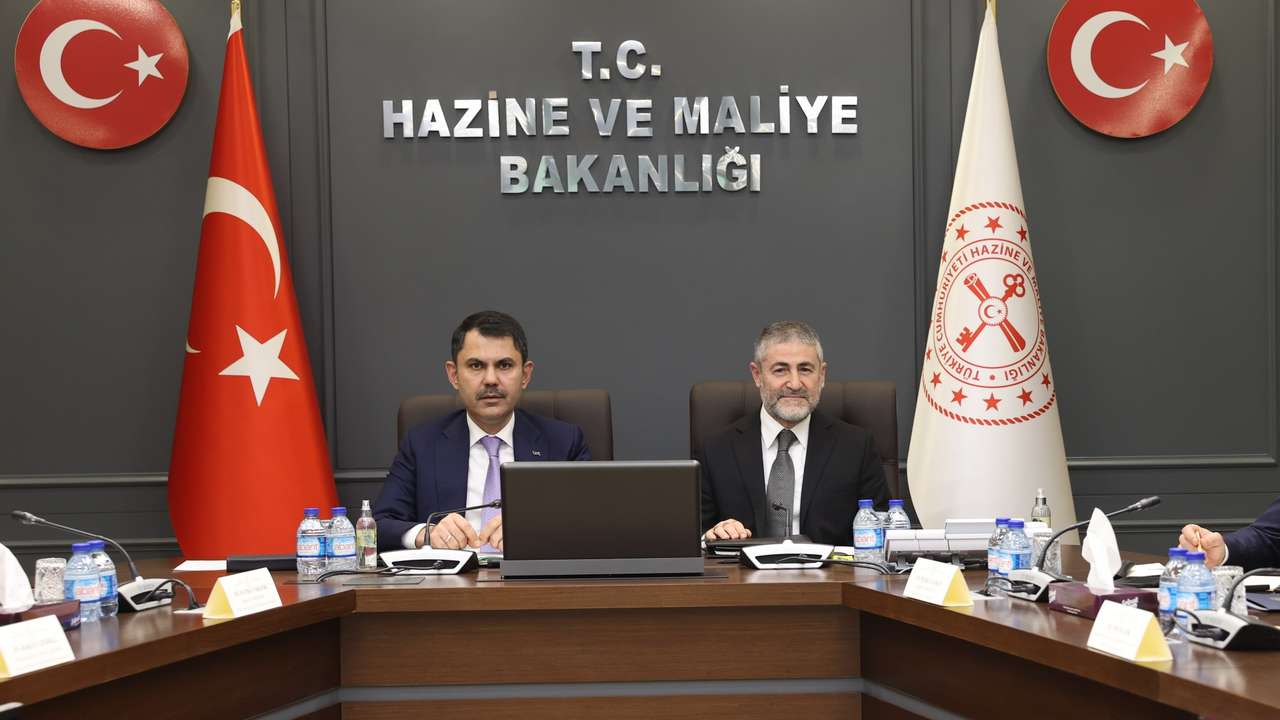 Bakan Nebati ve Bakan Kurum