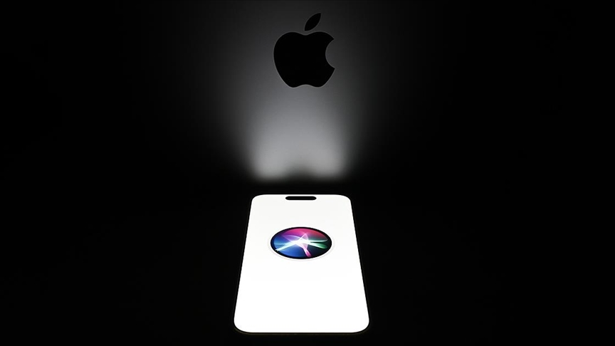 Apple, Siri’yi üçüncü taraf yapay zekâ servislerine açmayı planlıyor
