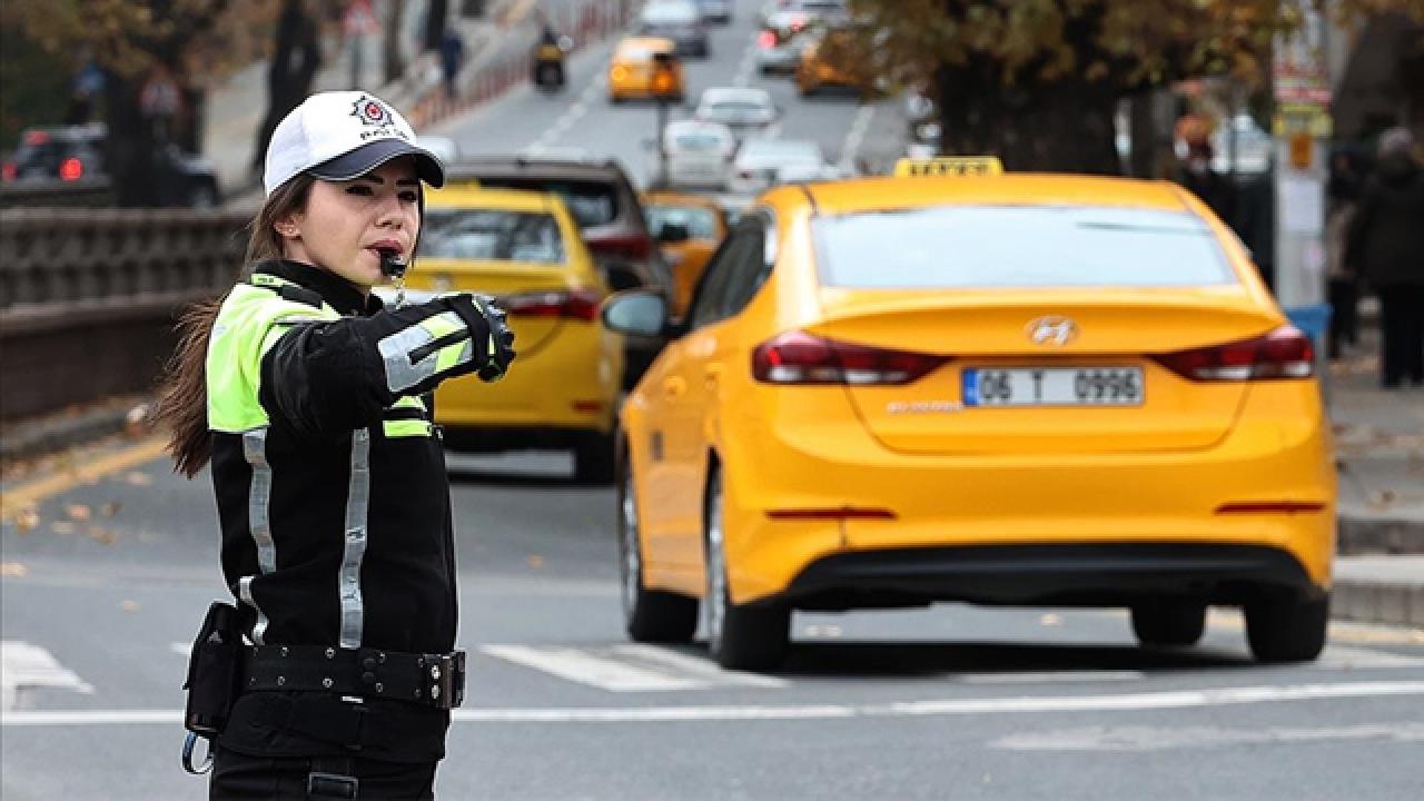 İstanbul’da yarın bazı yollar trafiğe kapatılacak